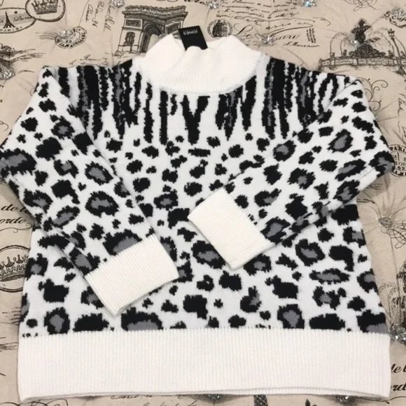 Jones New York Animal-Print Turtleneck Sweater - Picture 3 of 4